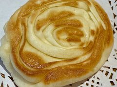 摩登粑粑-蔼若春.传承三十年云南菜(金碧公园店)