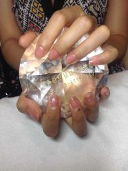 纯色-宜兰贝尔美甲