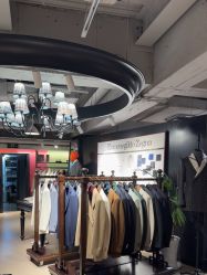-BRANS PORO布朗斯伯勒西装高级定制·瑞璞西装(金陵店)