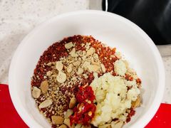 -牛华八婆麻辣烫(起源店)