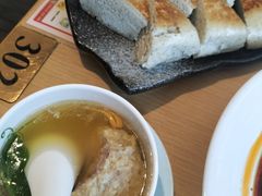 -渝信川菜 · 川味家常菜(财富购物中心店)