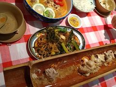 -刘姐啤酒鱼民族演艺餐厅(西街总店)