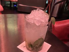 -池畔酒吧 WET Bar