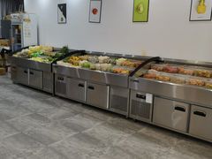 自助取餐区-锅神麻辣烫