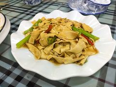 -六顺园清真回族饭店(工程街店)