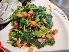 -袁小二大东北铁锅炖(吉祥村总部)