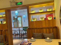 大堂-陈阿婆鱼头泡饼·京味菜(复兴路店)