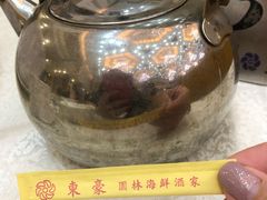 -东豪园林海鲜酒家(南港路辅路店)