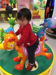 -莫莉幻想儿童乐园(武汉保利广场店)