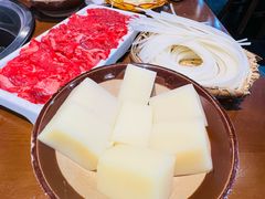 -黔有有贵州酸汤夺夺粉火锅(五味十字店)