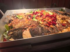 -鸣记脆皮烤鱼·海鲜烤鱼(亿合城店)