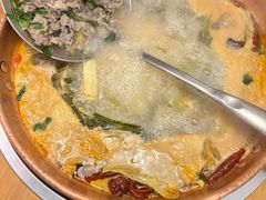 -洱火云南酸菜牛肉火锅(石景山当代商城店)