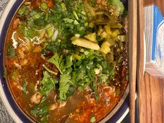 -云阿蛮云南生烫牛肉米线(奉贤路店)