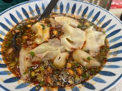 【黯然销魂】酸辣馄饨-雲物·云南小馆(好悦天地店)