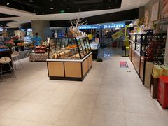面包甜点陈列柜-盒马鲜生(杭州运河上街店)