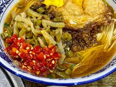 杂酱卤粉-活鱼村·老陈记粉店