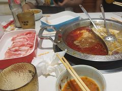 -嘎琉鲜切牛肉自助火锅