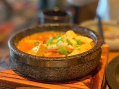 -云海肴·汽锅鸡·云南菜(天山百盛优客店)