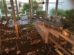 -ROAST coffee & eatery