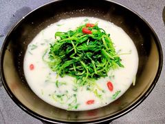 -荷栖小院·品质江西菜(红谷滩店)
