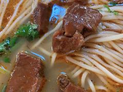 -金杨拉面王小吃面馆·牛三宝面·红烧牛肉粉