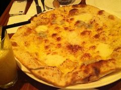 芝士匹萨-La Strada(安福路店)