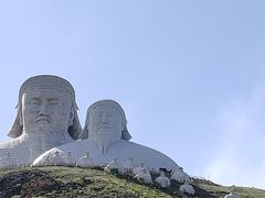 -可汗山