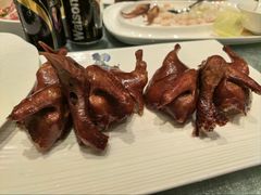 玻璃脆皮乳鸽皇-新雅粤菜馆(南京东路店)