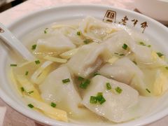 刀鱼馄饨-老半斋(福州路店)