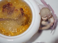-金私燕鲜炖燕窝(万达店)