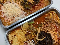 -在巷子里的烤肉店·螺蛳粉烤鱼·牛蛙(和美城店)