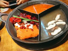 -叁口煮市井老火锅(春熙路店)