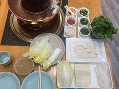 传统火锅-额尔敦传统涮.冰煮羊火锅(乌兰察布体育场店)