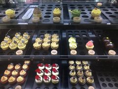 -潘祥记鲜花饼(昆明长水国际机场店)