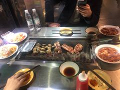 -马路牙子地桌烤肉(工体店)