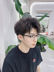 -尤司男士国潮理发馆