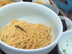 -蟹上黄·蟹黄面·江南糖水(人民广场店)