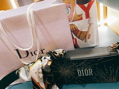-Dior迪奥(上海世茂广场店)