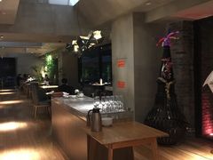 -渝半城经典川粤菜(重庆天地店)