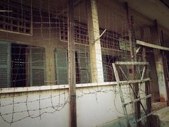 -吐斯廉屠杀博物馆