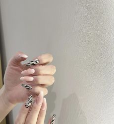 -CM.Nail美甲美睫