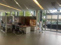 -上海可达汽车销售服务有限公司