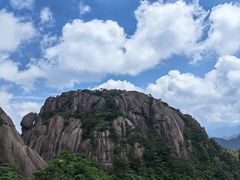 -黄山光明顶山庄