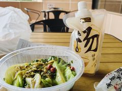 -龙记桂林米粉(国贸一九九五年店)
