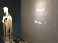 -Acne Studios(芮欧百货店)