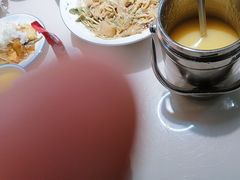 -老码头黑皮肘子锅包肉(赣水路店)
