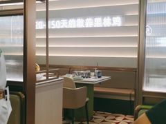 -洪氏嗨捞·广东猪肚鸡·椰子鸡火锅(西咸万象城店)