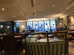 -港丽餐厅(高德置地店)