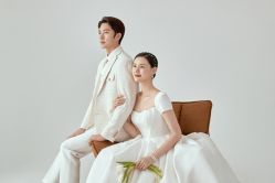点击看大图 韩式-挪娅婚纱摄影皇家会所