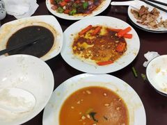 -余杨鸭鸭餐厅